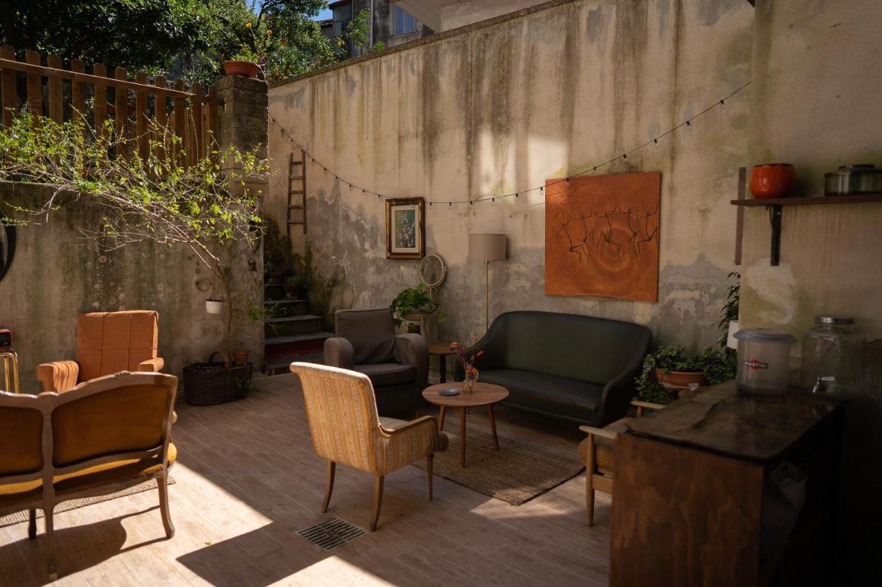 Casa Vayu - Rooms & Garden Napoli Bagian luar foto