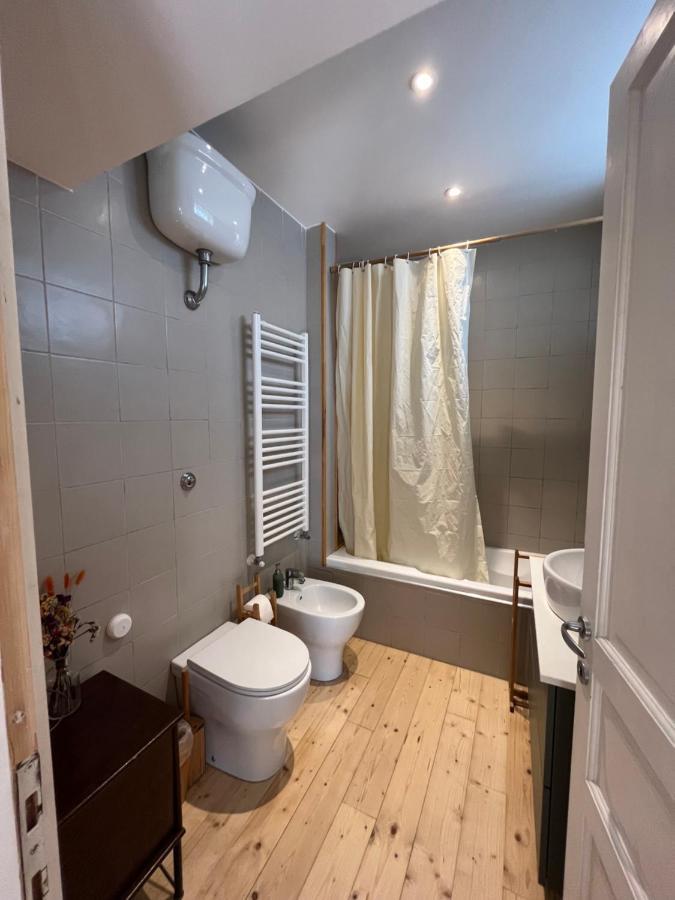 Casa Vayu - Rooms & Garden Napoli Bagian luar foto