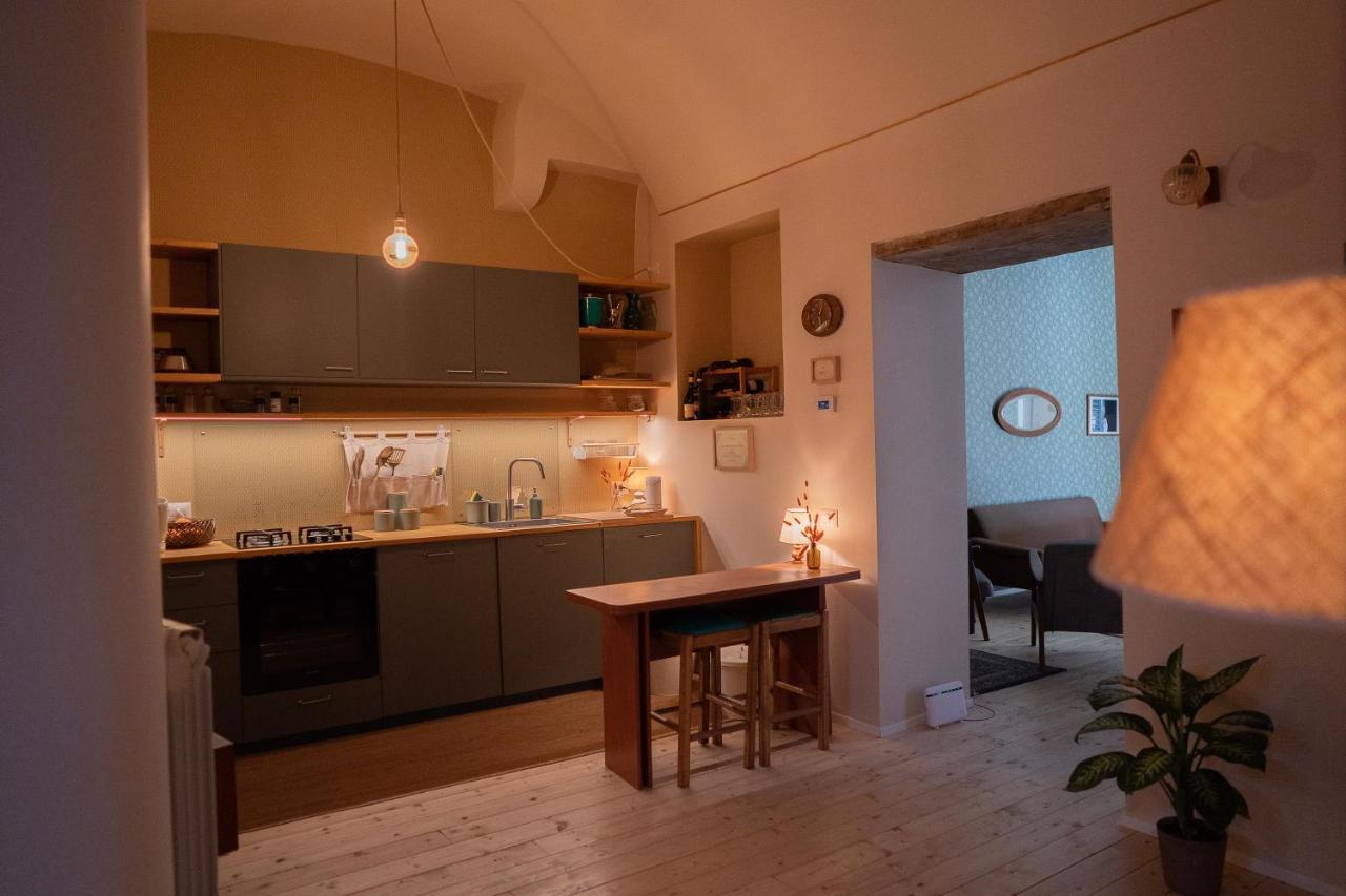 Casa Vayu - Rooms & Garden Napoli Bagian luar foto