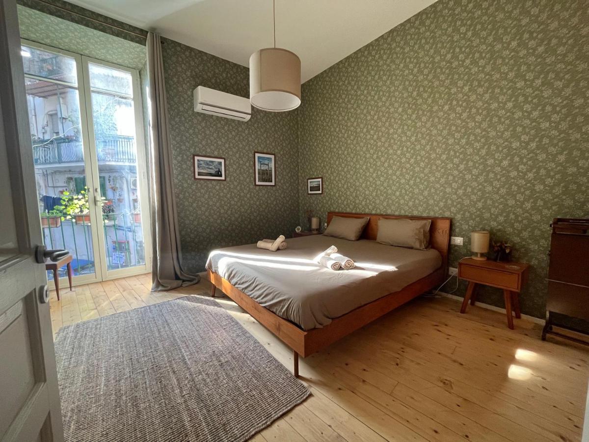 Casa Vayu - Rooms & Garden Napoli Bagian luar foto